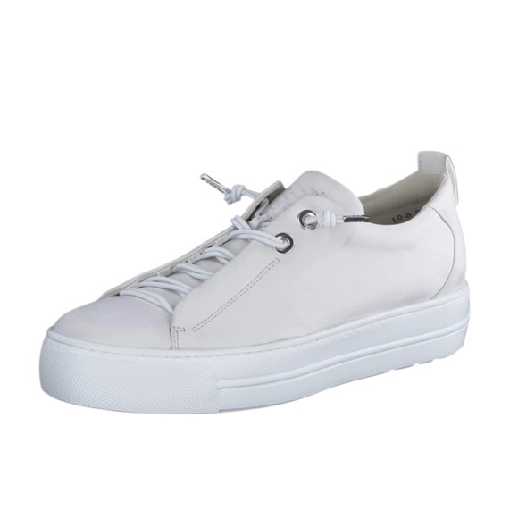 Ivory nubuk Leather Sneakers. US 7 New. - Picture 10 of 12